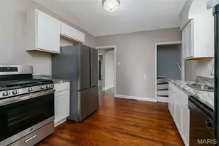 1375 S New Florissant Rd, Florissant, MO 63031 - Photo 9