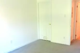 2840 Blackforest Dr, Saint Louis, MO 63129 - Photo 7