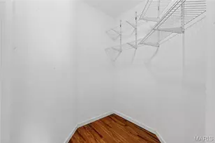 4525 Eli Dr, Saint Louis, MO 63128 - Photo 9