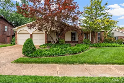 5126 Olde Silver Place, Saint Louis, MO 63128 - Photo 1