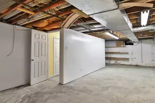 851 Poplar Dr, Unincorporated, MO 63125 - Photo 35