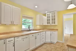 851 Poplar Dr, Unincorporated, MO 63125 - Photo 17