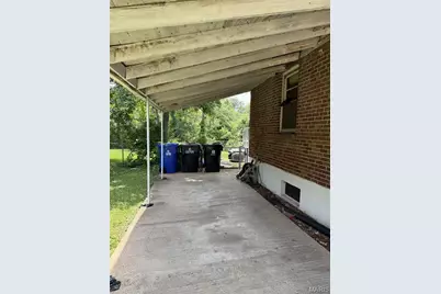 8362 Braddock Drive, University City, MO 63132 - Photo 7