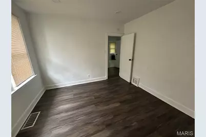 8937 Edna Street, Saint Louis, MO 63147 - Photo 5