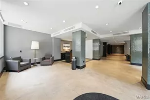 300 N Broadway, Saint Louis, MO 63102 - Photo 3