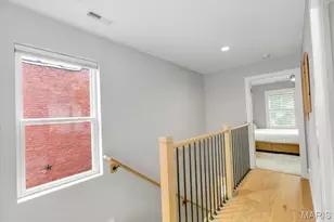 6614 Clayton Ave, Saint Louis, MO 63139 - Photo 9