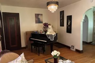 3802 Melba Pl, Saint Louis, MO 63121 - Photo 3