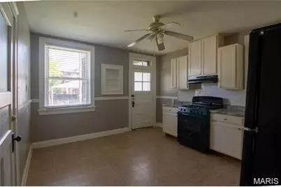 3927 Tholozan Avenue #2W, Saint Louis, MO 63116 - Photo 5