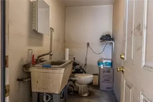 960 Hwy B, Elsberry, MO 63343 - Photo 11