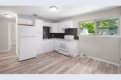 1715 Hudson Road, Dellwood, MO 63136 - Photo 3