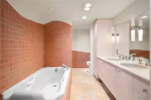 710 S Hanley Rd, Clayton, MO 63105 - Photo 31