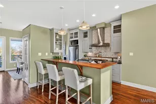 5310 Chouteau's Bluff Dr, Saint Louis, MO 63111 - Photo 9