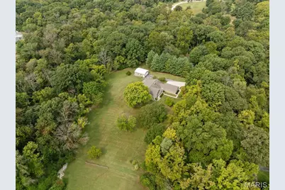 3832 Fleur Du Bois Drive, Florissant, MO 63034 - Photo 3