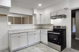 115 N 5th St, De Soto, MO 63020 - Photo 3