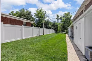 2810 Mayer Dr, Saint Charles, MO 63301 - Photo 21