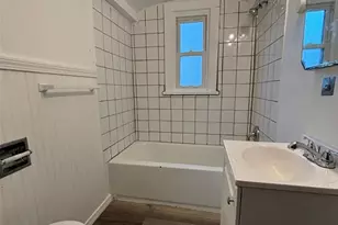 9758 Diamond Dr, Riverview, MO 63137 - Photo 25