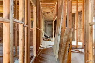 2012 St Louis Ave, Saint Louis, MO 63106 - Photo 9