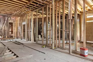 2012 St Louis Ave, Saint Louis, MO 63106 - Photo 5