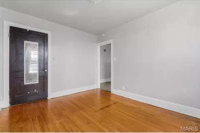 4956 Mardel Avenue, Saint Louis, MO 63109 - Photo 5