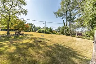 150 Signal Hill Dr, Cool Valley, MO 63121 - Photo 29