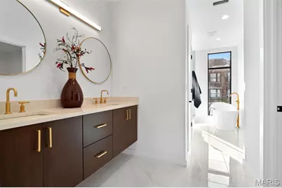 215 N Sarah Street #8, Saint Louis, MO 63108 - Photo 25