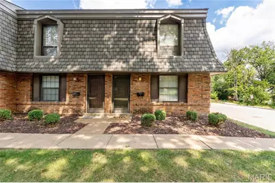 1905 Mansard Drive, Saint Louis, MO 63125 - Photo 1