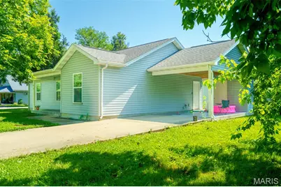 913 N 1st Street, Shelbyville, MO 65565 - Photo 3