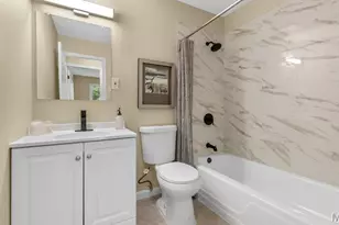 12597 Fee Fee Rd, Saint Louis, MO 63146 - Photo 17