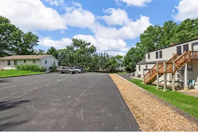 423 Woodlawn Avenue, O'Fallon, MO 63366 - Photo 49