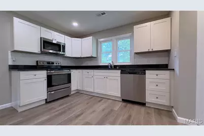 10240 Silverleaf Road, Mineral Point, MO 63660 - Photo 17