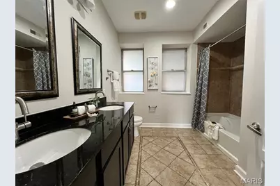 5683 Waterman Boulevard #2W, Saint Louis, MO 63112 - Photo 15