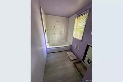 720 Erskine Avenue, Saint Louis, MO 63125 - Photo 7