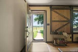 31337 Hudson Rd, Lebanon, MO 65536 - Photo 3