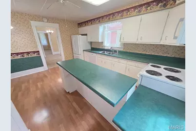 672 Jefferson Street, Saint Genevieve, MO 63670 - Photo 9