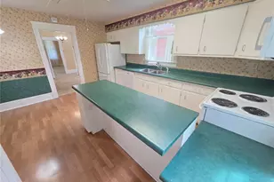 672 Jefferson St, Saint Genevieve, MO 63670 - Photo 9