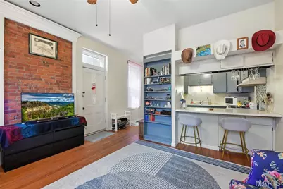 2209 Menard Street, Saint Louis, MO 63104 - Photo 5