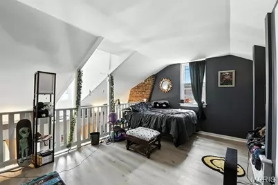 2209 Menard Street, Saint Louis, MO 63104 - Photo 11