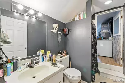 2209 Menard Street, Saint Louis, MO 63104 - Photo 17