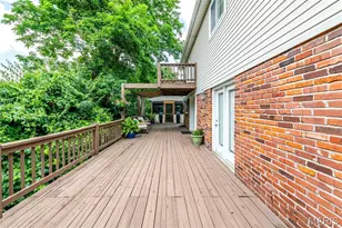 2211 Viewroyal Dr, Des Peres, MO 63131 - Photo 45