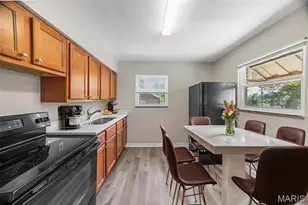1237 Fairview Ave, University City, MO 63130 - Photo 7