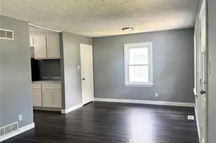 4404 St Leo Ln, Saint Ann, MO 63074 - Photo 5