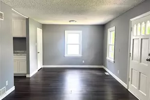 4404 St Leo Ln, Saint Ann, MO 63074 - Photo 3