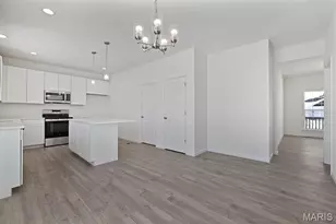 562 Evening Primrose Dr, Wentzville, MO 63385 - Photo 15