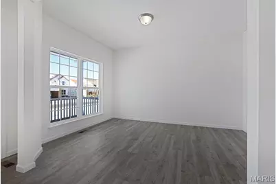 562 Evening Primrose Drive, Wentzville, MO 63385 - Photo 3