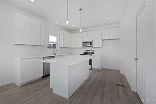 562 Evening Primrose Dr, Wentzville, MO 63385 - Photo 17