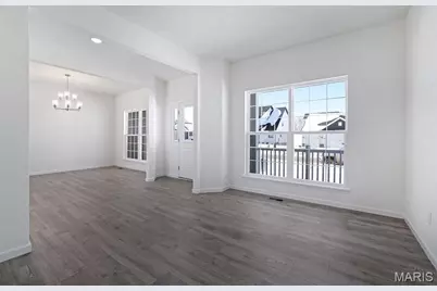 562 Evening Primrose Drive, Wentzville, MO 63385 - Photo 5