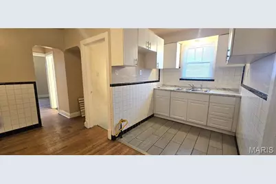 6128 Bircher Street, Saint Louis, MO 63120 - Photo 7