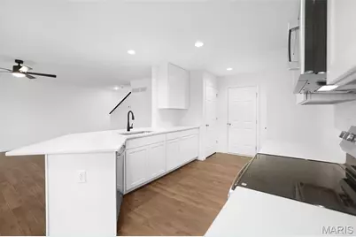 22 Fairmount Grove Drive, Saint Peters, MO 63376 - Photo 9