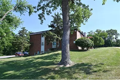 2745 Westphalia Court #F, Oakville, MO 63129 - Photo 21