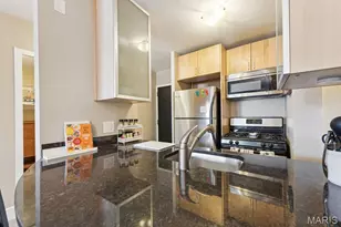 210 N 17th St, Saint Louis, MO 63103 - Photo 9